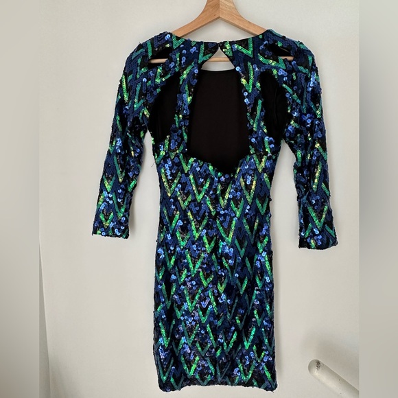 Charlotte Russ Sequin Dress - Picture 5 of 5